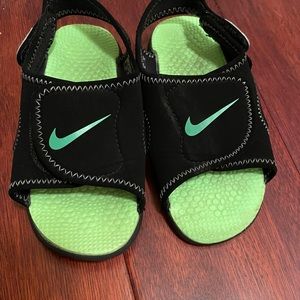 Nike Toddler Sandals Size 9C